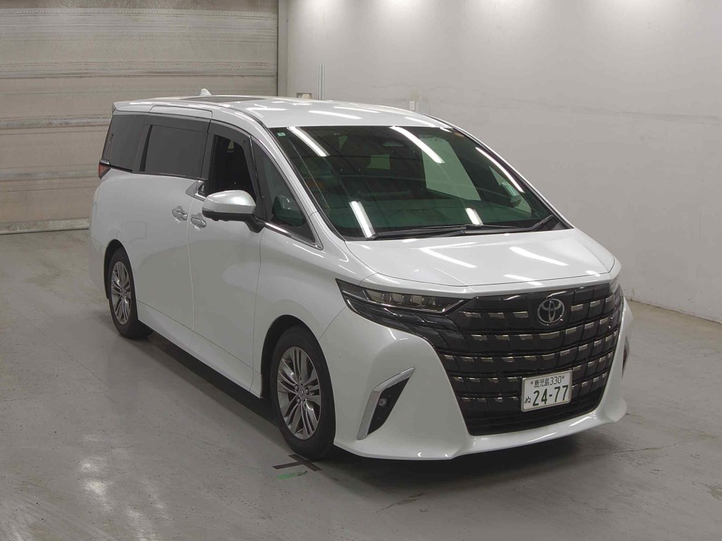 Toyota Alphard 2024 z aukcji japońskiej