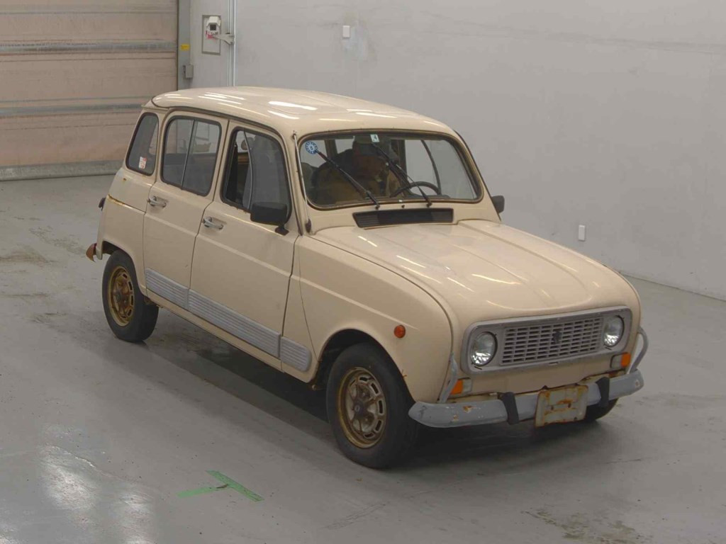 Renault 4 1990 z aukcji japońskiej