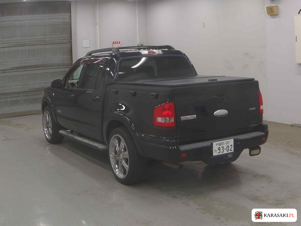 2007 Ford Explorer Sport Trac 4WD XLT 2