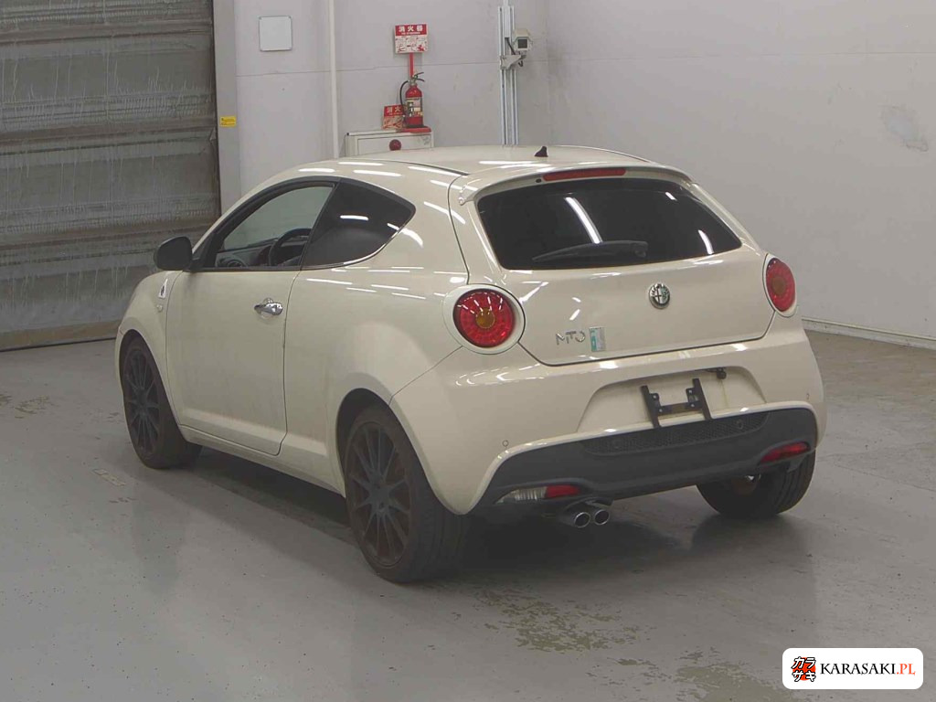 2010 Alfa Romeo Mito Quadrifoglio Verde 2