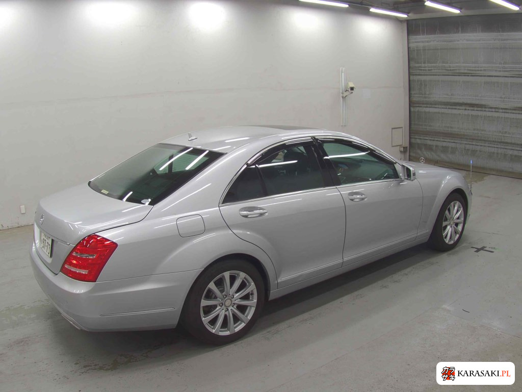 2010 Mercedes-Benz S-Class 4D S350 Luxury Package 4