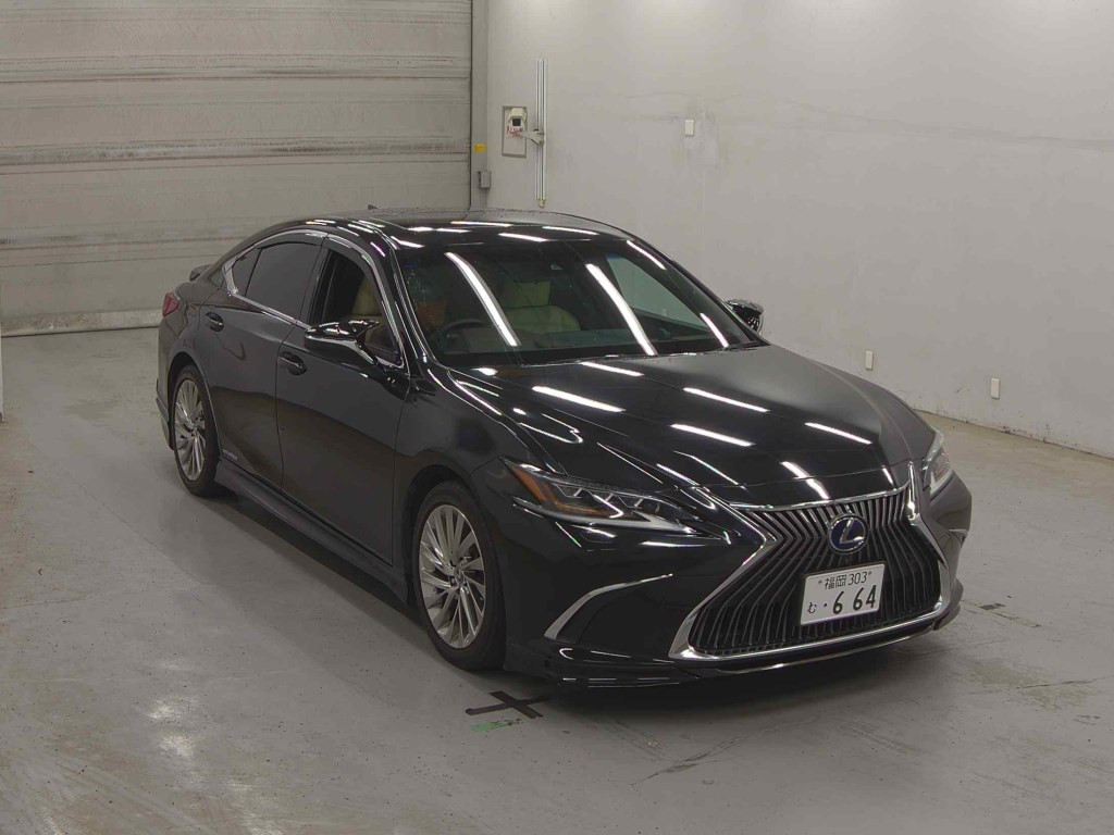 Lexus Es 2018 z aukcji japońskiej