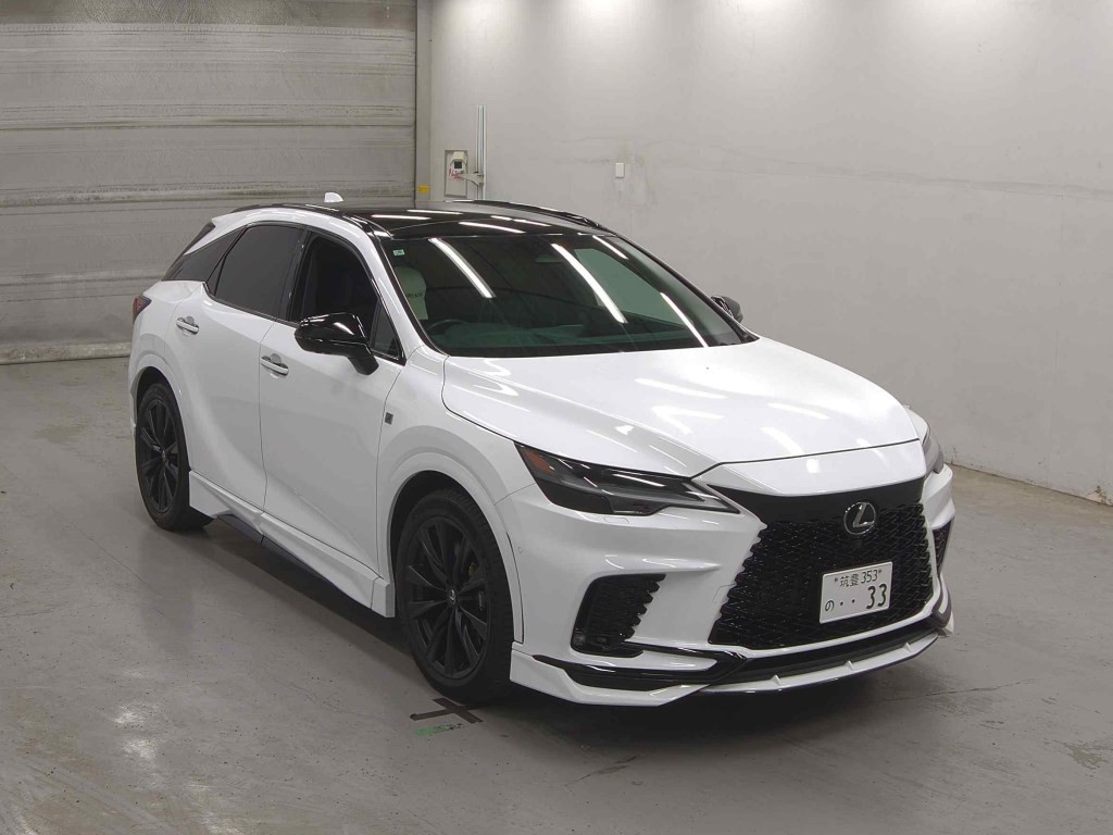 Lexus RX 2023 z aukcji japońskiej