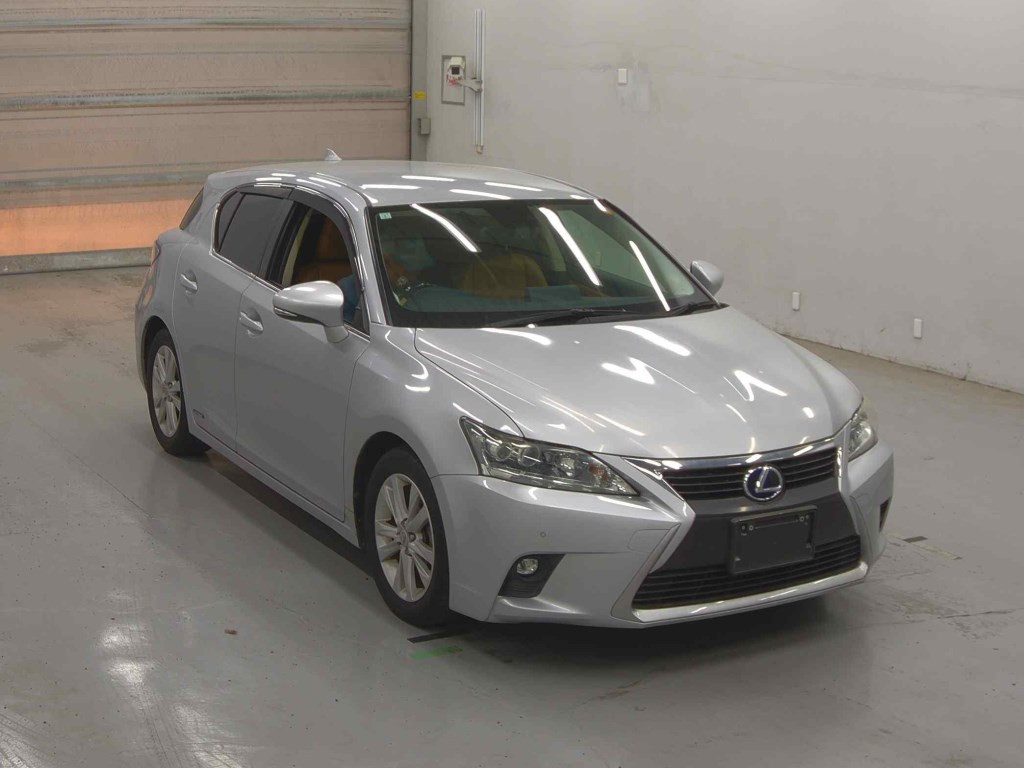 Lexus CT 2015 z aukcji japońskiej
