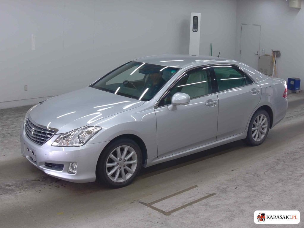 2008 Toyota Crown 4D Royal Saloon 3