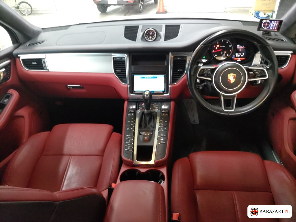 2015 Porsche Macan 4WD Turbo 5