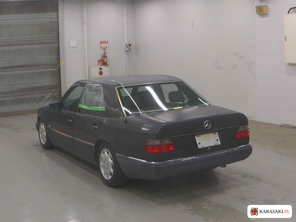 Mercedes-Benz Medium Class 1991 z aukcji japońskiej
