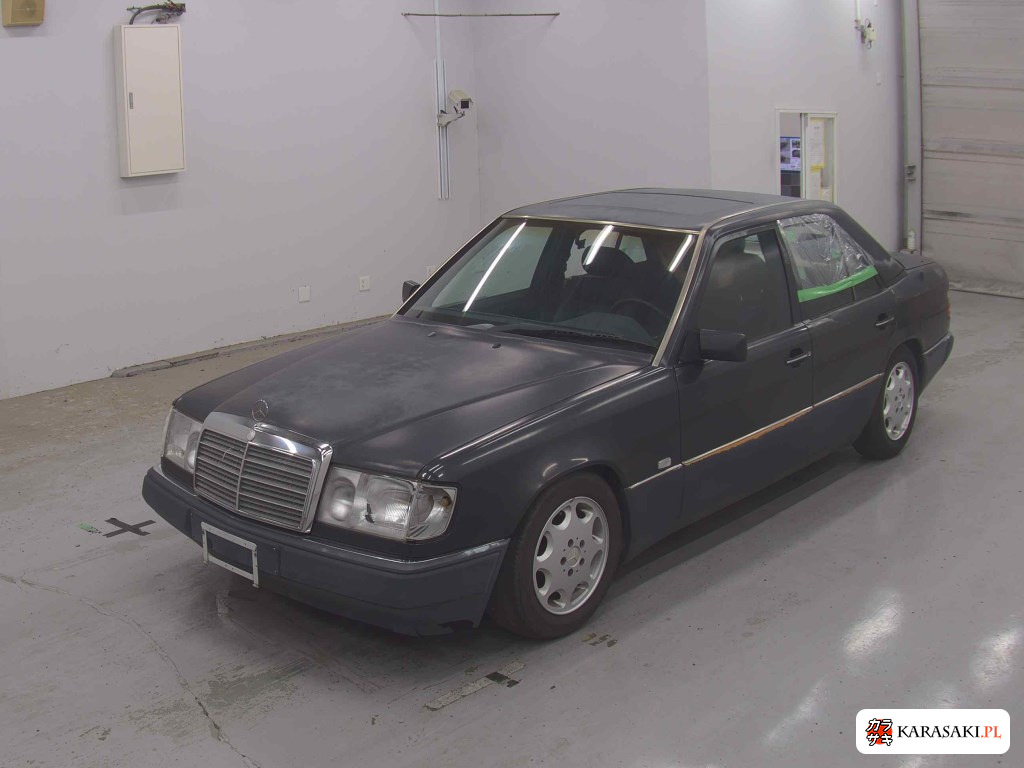Mercedes-Benz Medium Class 1991 z aukcji japońskiej