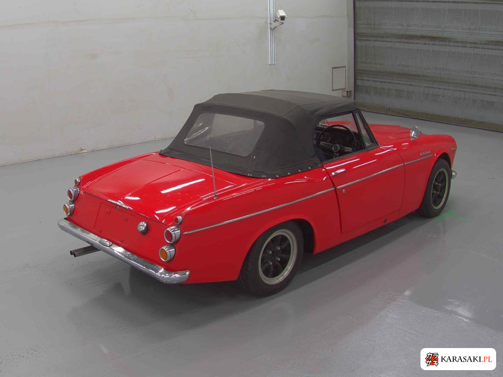 Nissan Datsun Fairlady 1966 z aukcji japońskiej