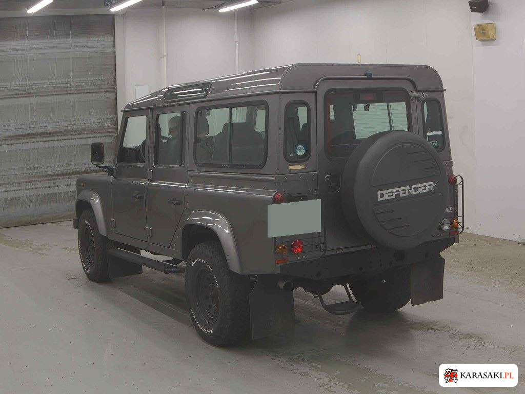 2023 Land Rover Defender 5D 4WD 110S 2