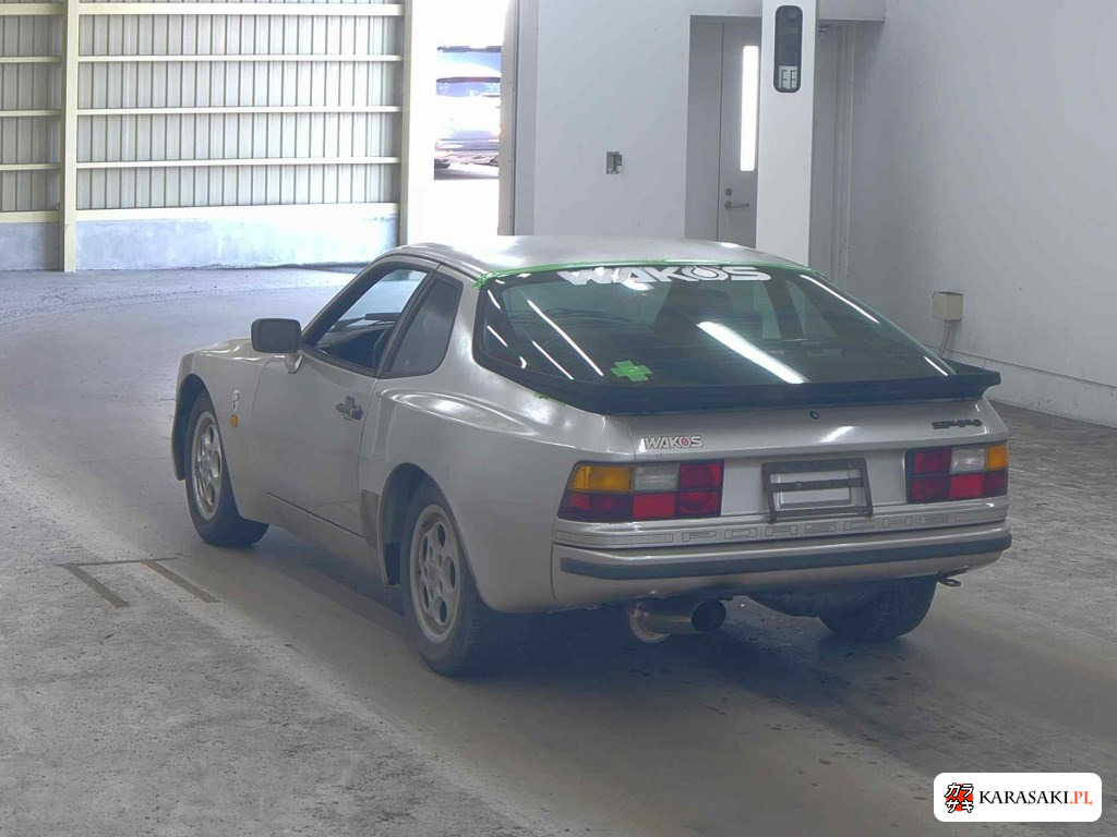 1986 Porsche 944 CP 2
