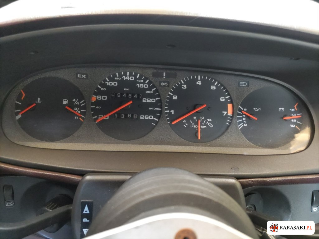 1986 Porsche 944 CP 6