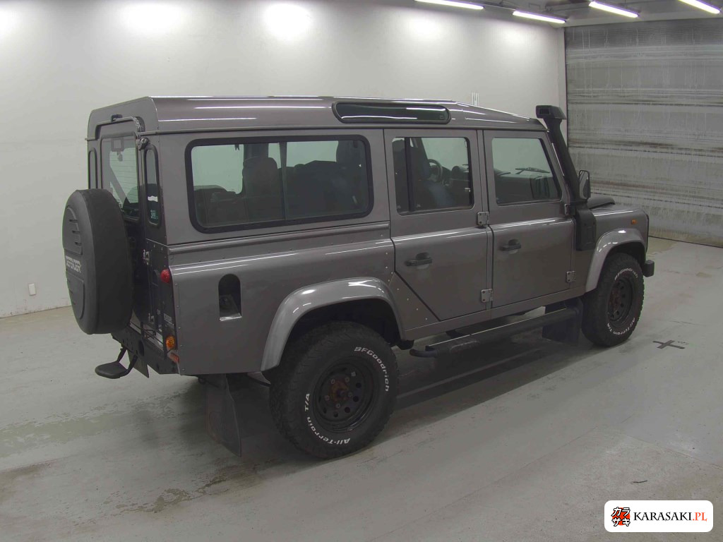 2023 Land Rover Defender 5D 4WD 110S 4