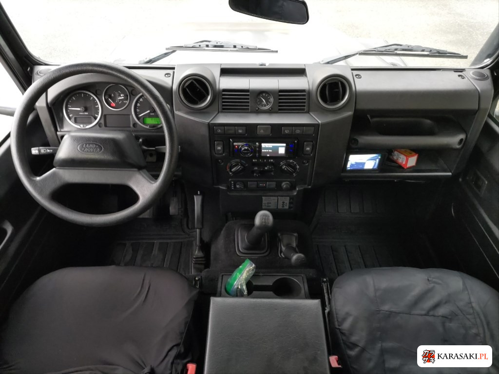 2023 Land Rover Defender 5D 4WD 110S 5