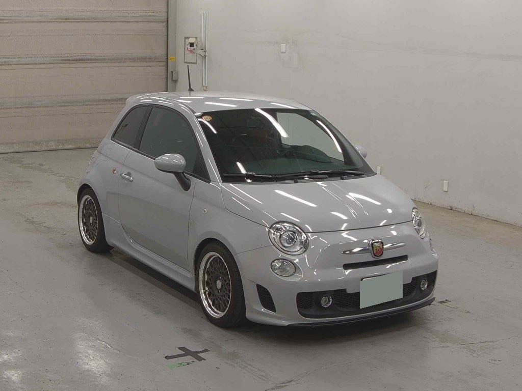 Abarth 500 2016 z aukcji japońskiej