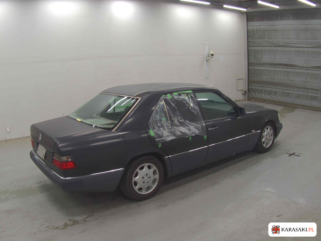 1991 Mercedes-Benz Medium Class 4D 230E 4