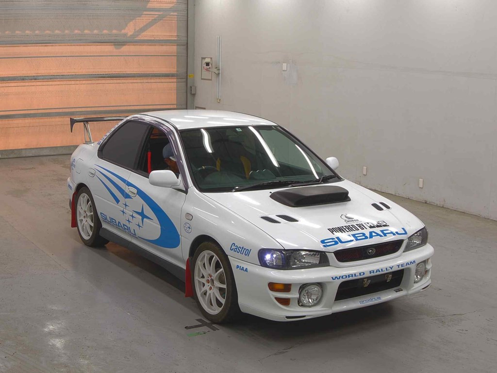 Subaru Impreza 1999 z aukcji japońskiej