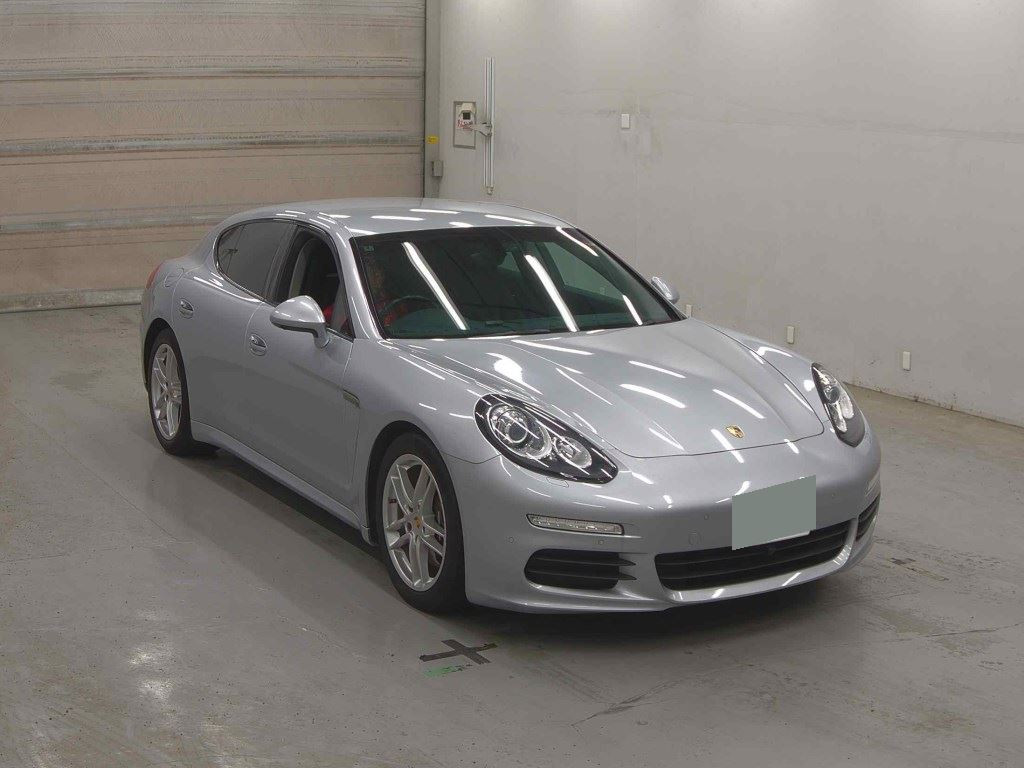 Porsche Panamera 2016 z aukcji japońskiej