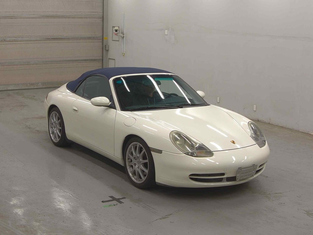 Porsche 911 2001 z aukcji japońskiej