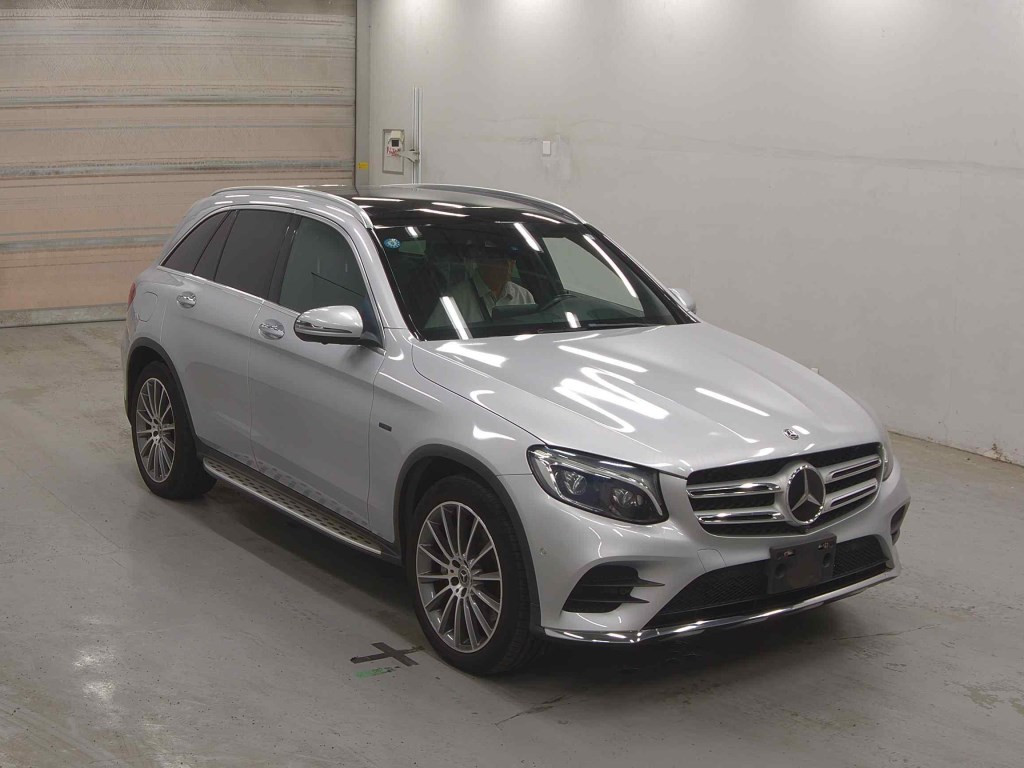 Mercedes-Benz GLC-Class 2019 z aukcji japońskiej