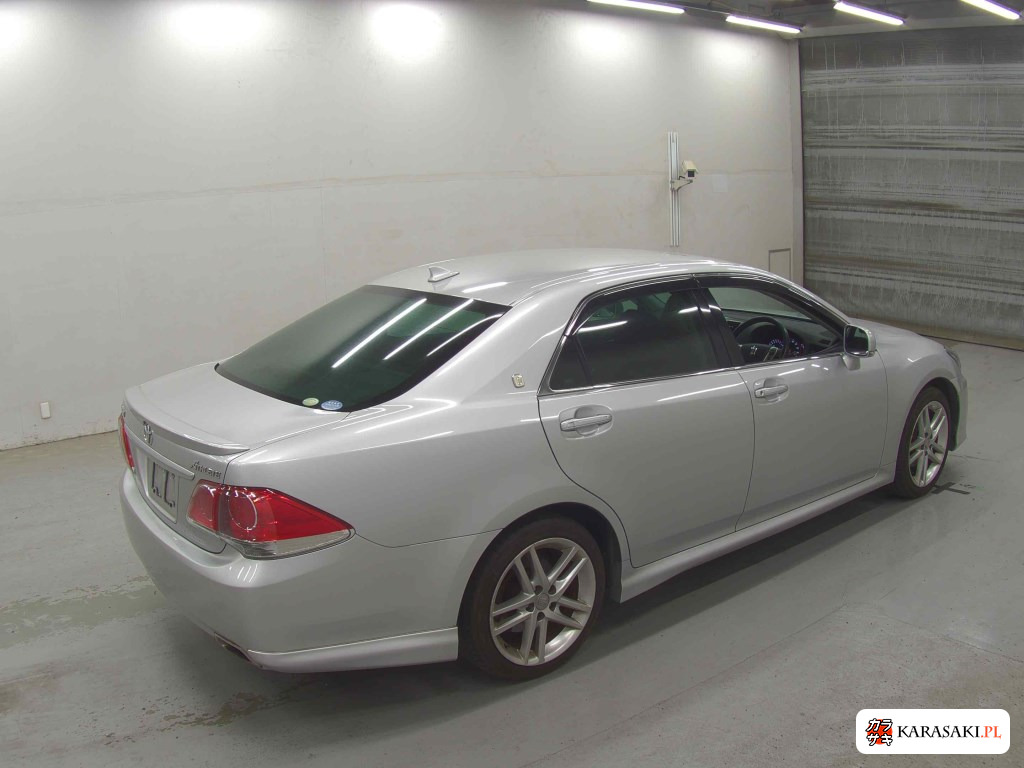 2010 Toyota Crown 4D Athlete Special Navi Package 4