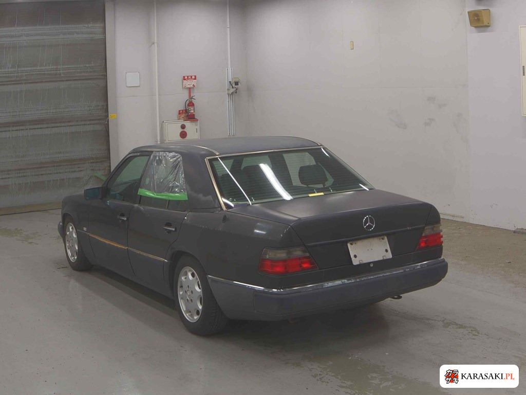 1991 Mercedes-Benz Medium Class 4D 230E 2