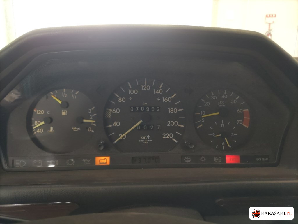 1991 Mercedes-Benz Medium Class 4D 230E 6