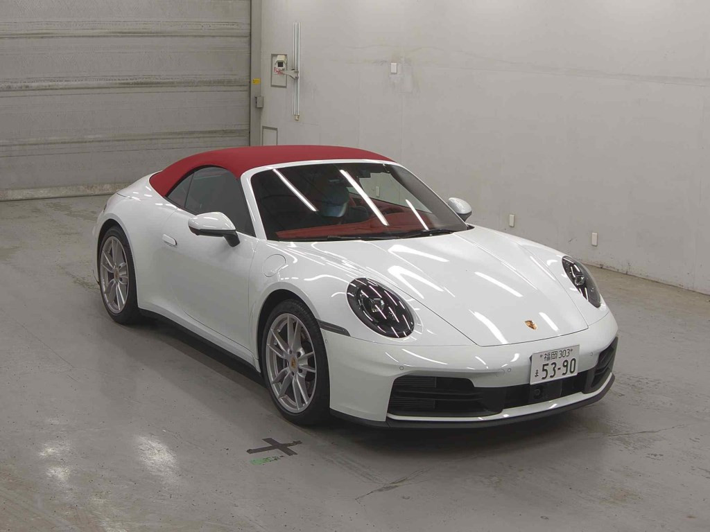 Porsche 911 2025 z aukcji japońskiej