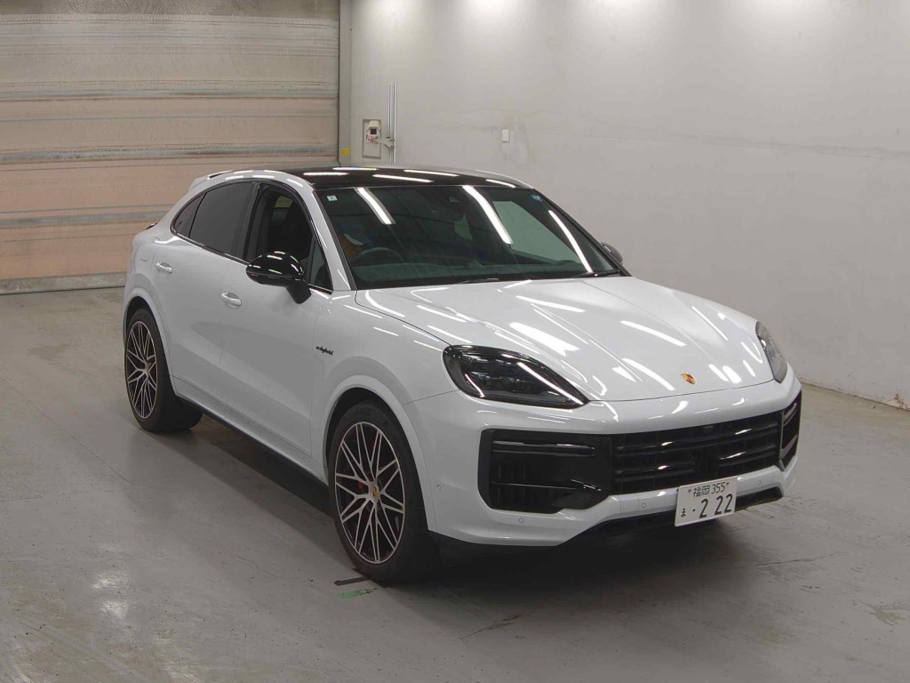 Porsche Cayenne Coupe 2024 z aukcji japońskiej