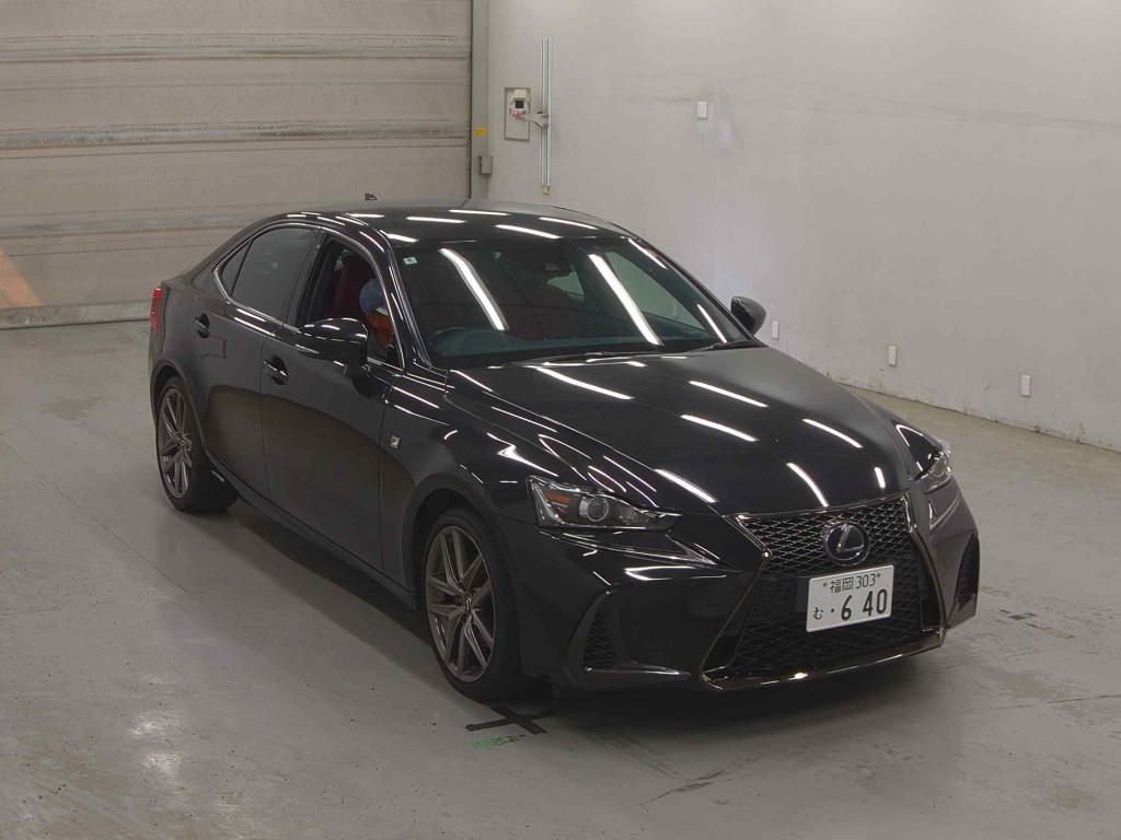 Lexus Is 2020 z aukcji japońskiej