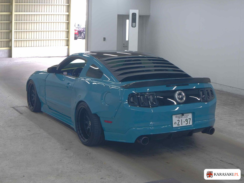 2013 Ford Mustang CP V8 GT Premium 2