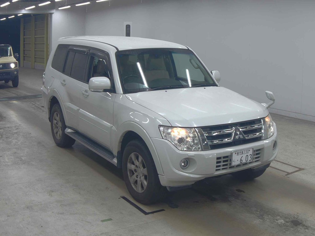 Mitsubishi Pajero 2013 z aukcji japońskiej