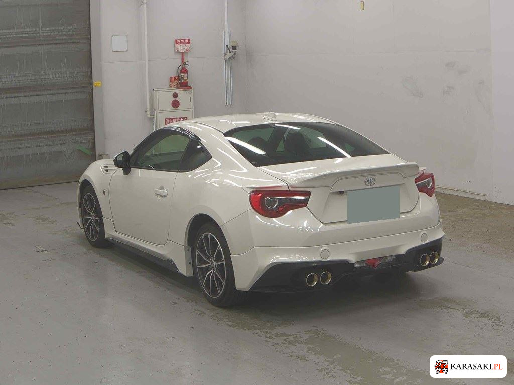 Toyota 86 2020 z aukcji japońskiej