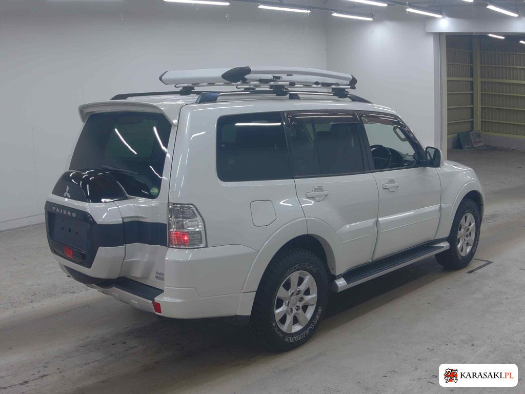 Mitsubishi Pajero 2017 z aukcji japońskiej