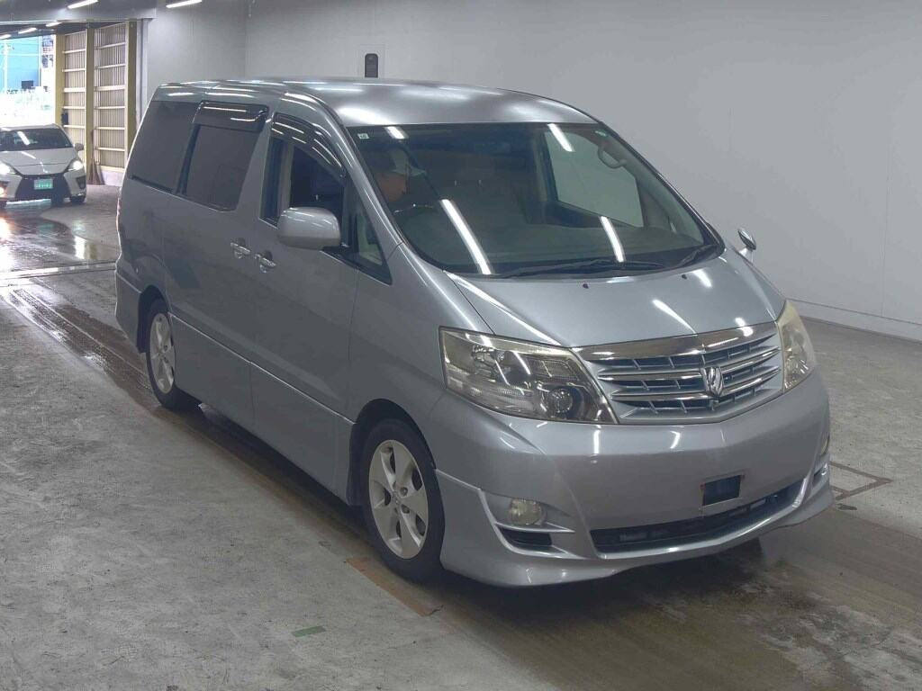 Toyota Alphard V 2006 z aukcji japońskiej