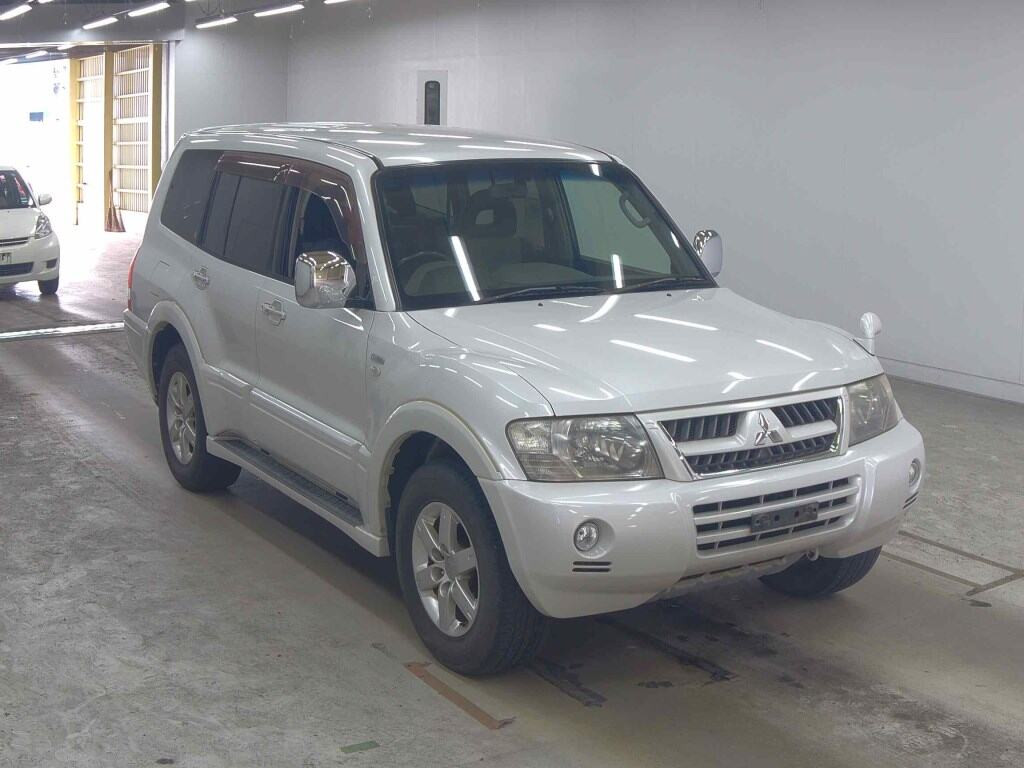 Mitsubishi Pajero 2005 z aukcji japońskiej