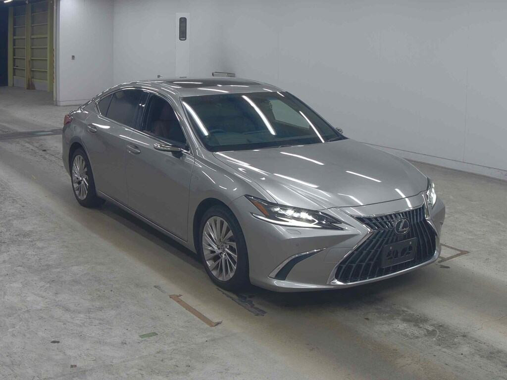 Lexus Es 2023 z aukcji japońskiej