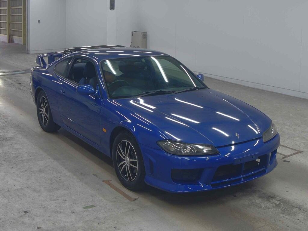 Nissan Silvia 2000 z aukcji japońskiej