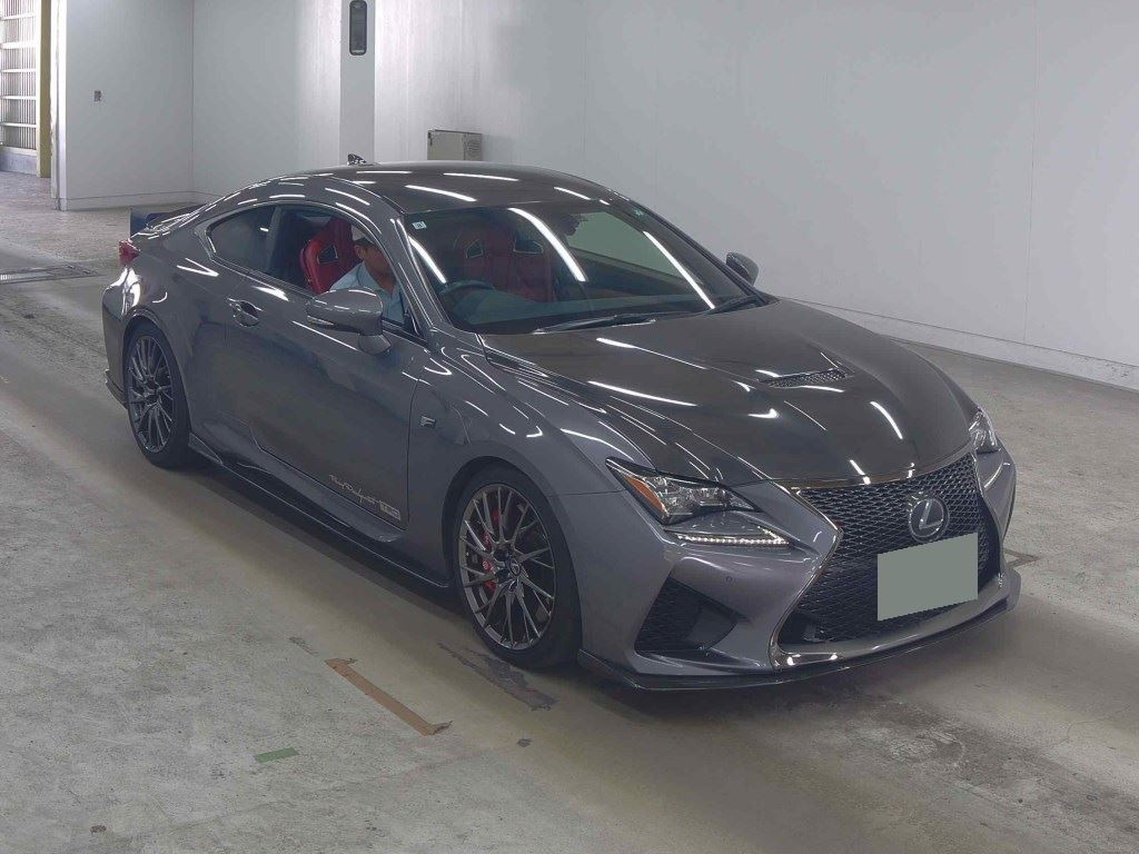 Lexus RC F 2015 z aukcji japońskiej