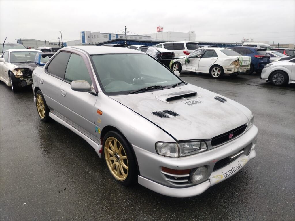 Subaru Impreza 1998 z aukcji japońskiej