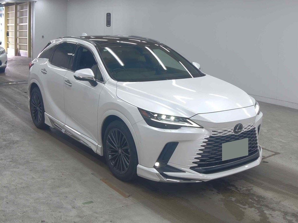Lexus RX 2023 z aukcji japońskiej