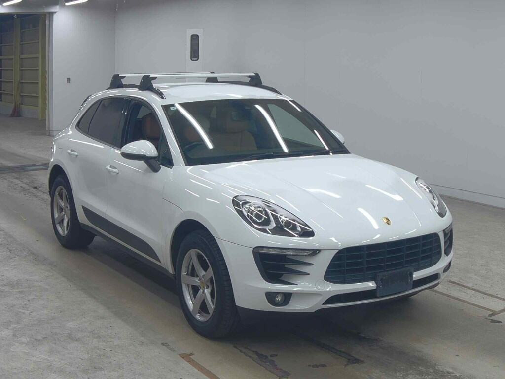 Porsche Macan 2017 з японського аукціону