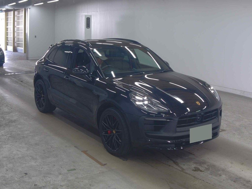 Porsche Macan 2022 з японського аукціону