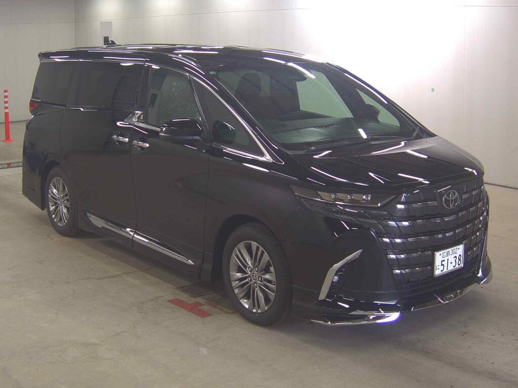 Toyota Alphard Hybrid 2026 z aukcji japońskiej