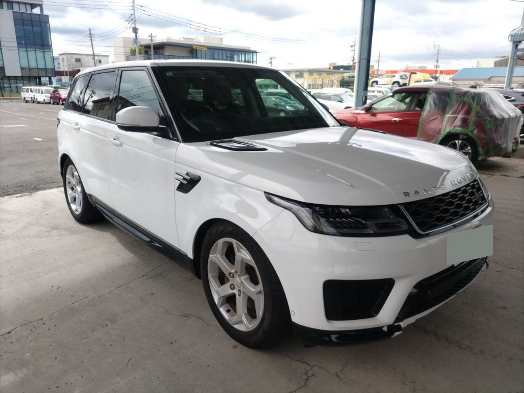 Land Rover Range Rover Sport 2018 з японського аукціону