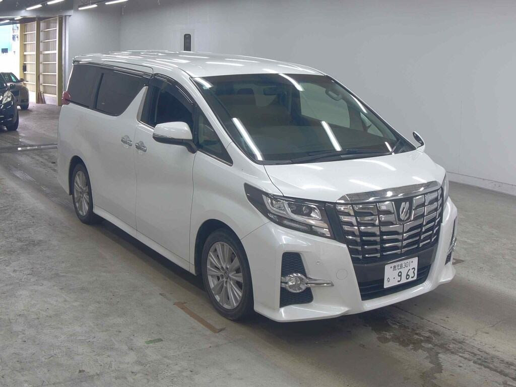 Toyota Alphard 2016 z aukcji japońskiej