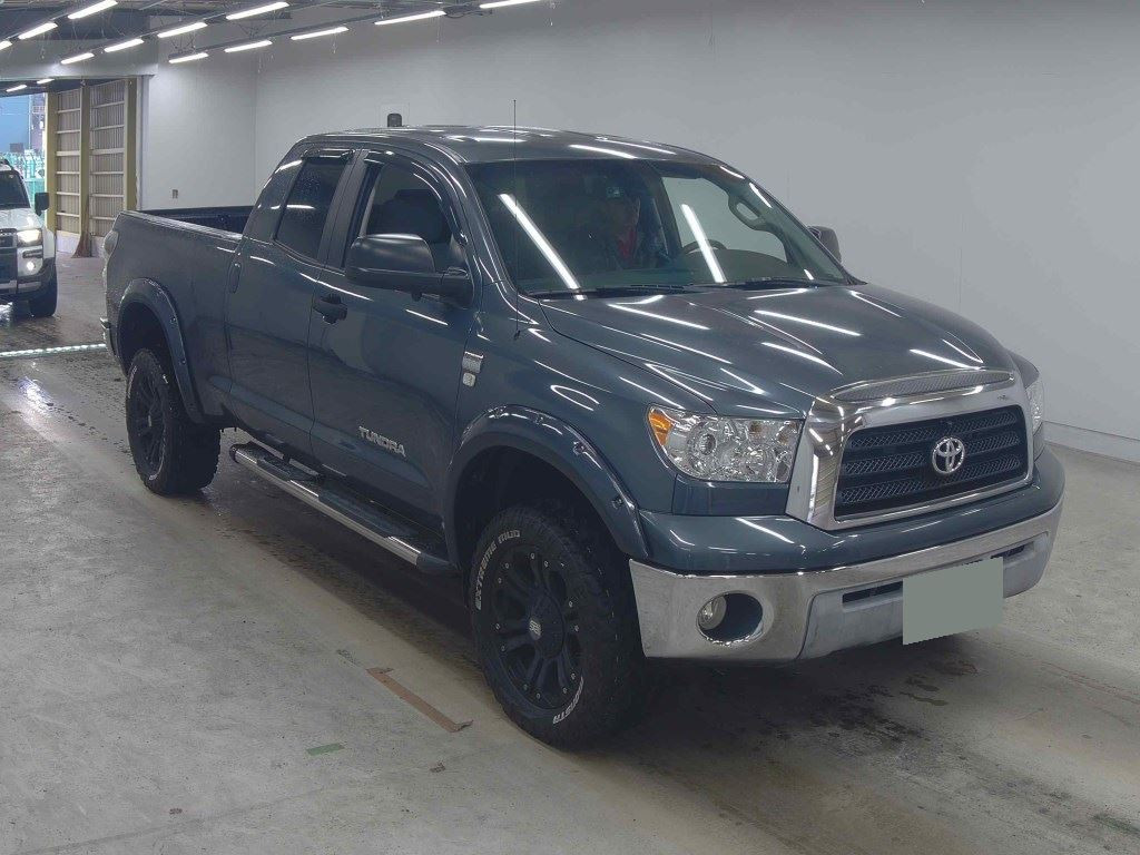 America Toyota Tundra 2012 z aukcji japońskiej