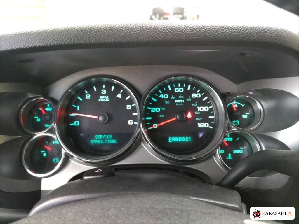 2013 Chevrolet Silverado 4D 4WD 6