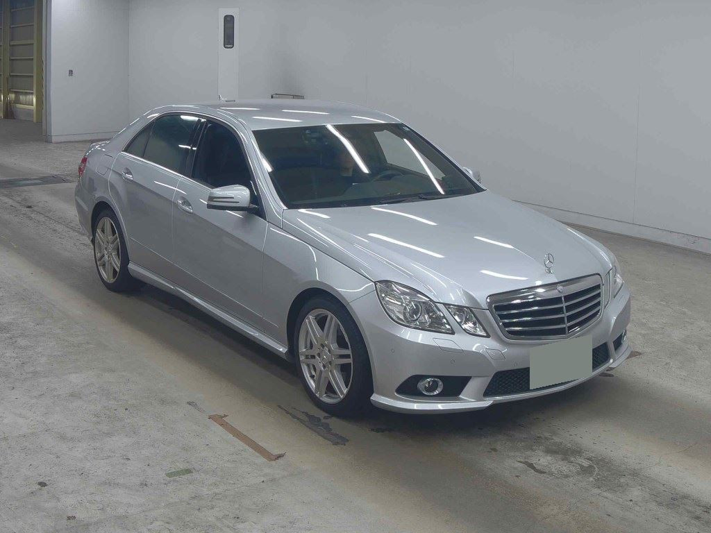 Mercedes Benz E-Class 2010 z aukcji japońskiej