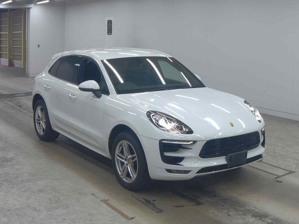 Porsche Macan 2015 з японського аукціону